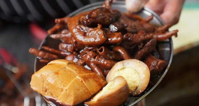 Super Star Chicken Feet Koay Teow Soup