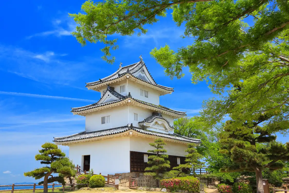 Hotels near Marugame Castle