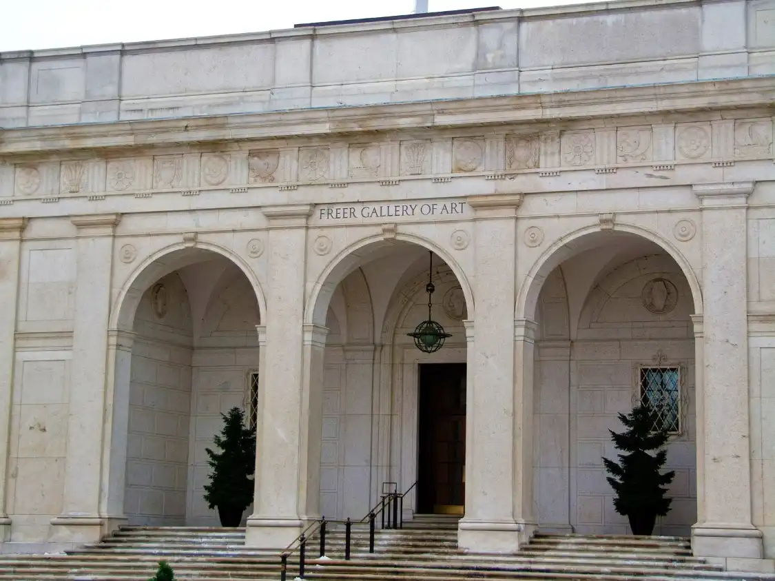 Hotels near Freer Gallery of Art