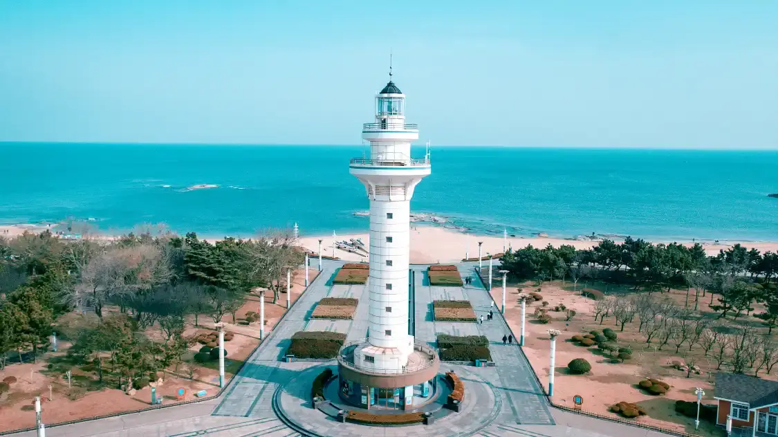 Hotels near Rizhao Dengta Square