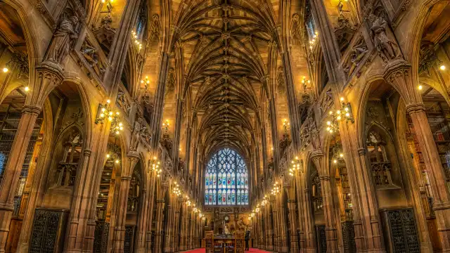 Hotels near John Rylands Research Institute and Library