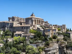 Point de vue sur la ville de Gordes