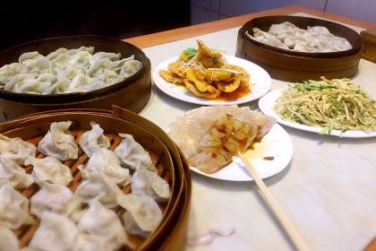 ZHAO GU GUAN YAN SHAN DA JIE DIAN