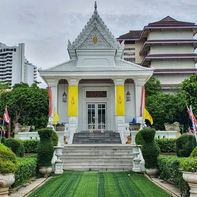 วัดพระรามเก้า​ กาญจนาภิเษก