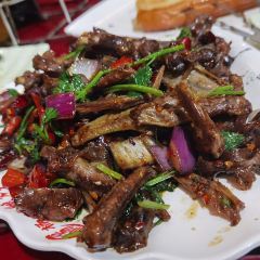 杨三烧鸽子(一毛街店) User Photo