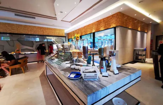 萬斯·西朗西餐廳