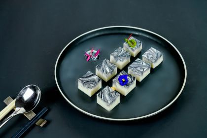 Man Bao Lou Chinese Restaurant