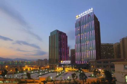 Fuzhougui'anshijijinyuandafandian-yanhuiting