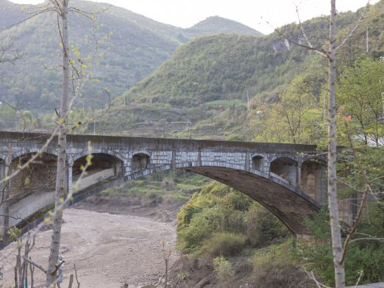 茅岩河風景區