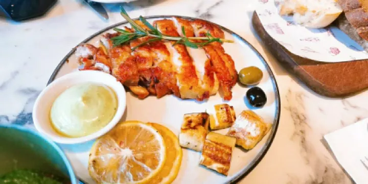 Buca di Beppo Italian Restaurant