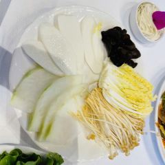 溪地阿兰若度假村落(大邑安仁古镇店)·垄上中餐厅 User Photo