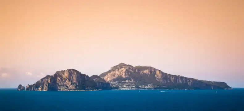 Hotels in Capri Town