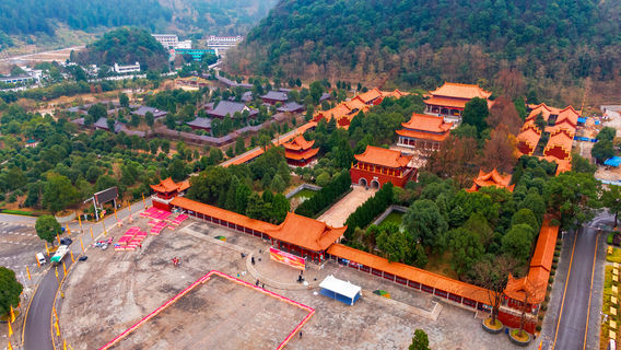 Shundiling (Tomb of the Ruler of Shun) Tourist Site