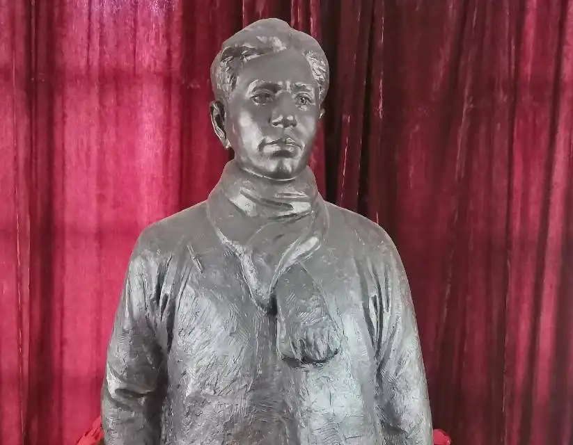 Hotels near CPC Tianjin History Memorial Hall