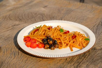 漓岸璞闲文旅酒店(阳朔西街漓江店)·上房野BISTRO·餐×酒×咖