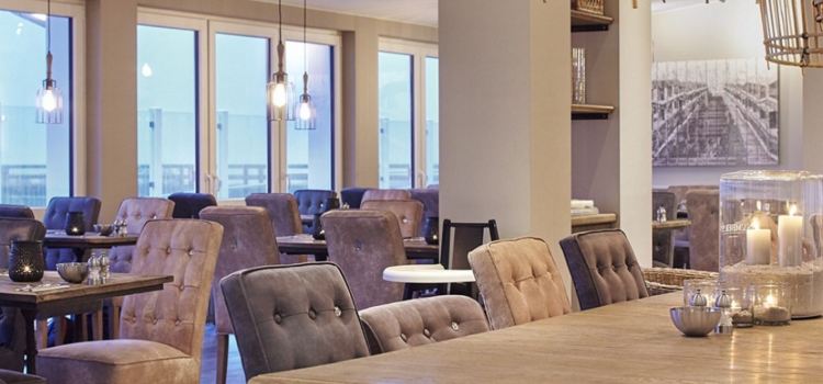 Holyharbour Cafe & Grill