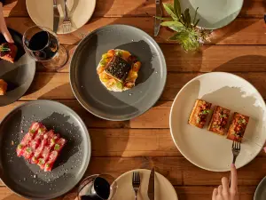 Bec Hardy Wines