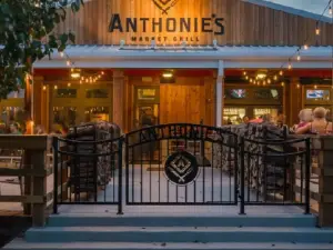 Anthonie's Market Grill