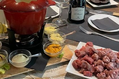 Saint-Vout - Café Œnothèque Fromagerie et Produits du Terroir