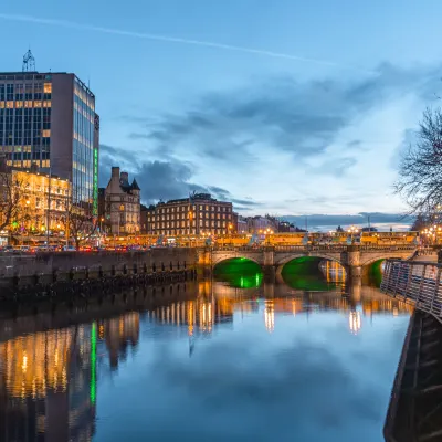 โรงแรมใกล้Grand Canal Dock Dart Station