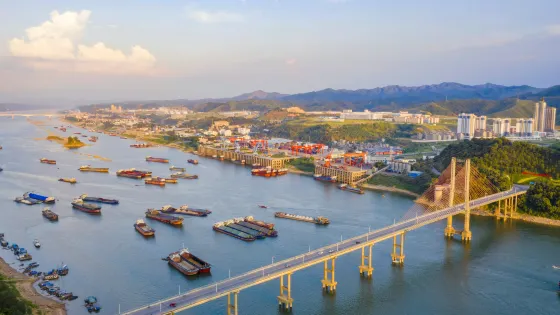 西江大橋
