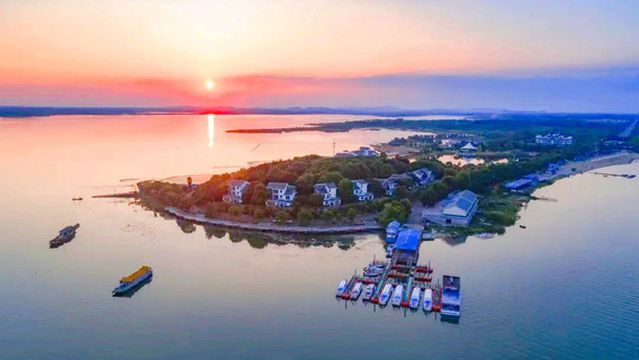 Liangzihu Longwan Resort