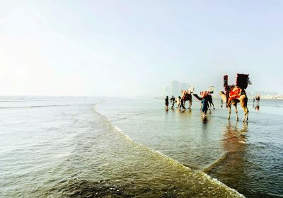 Karchi Clifton Beach