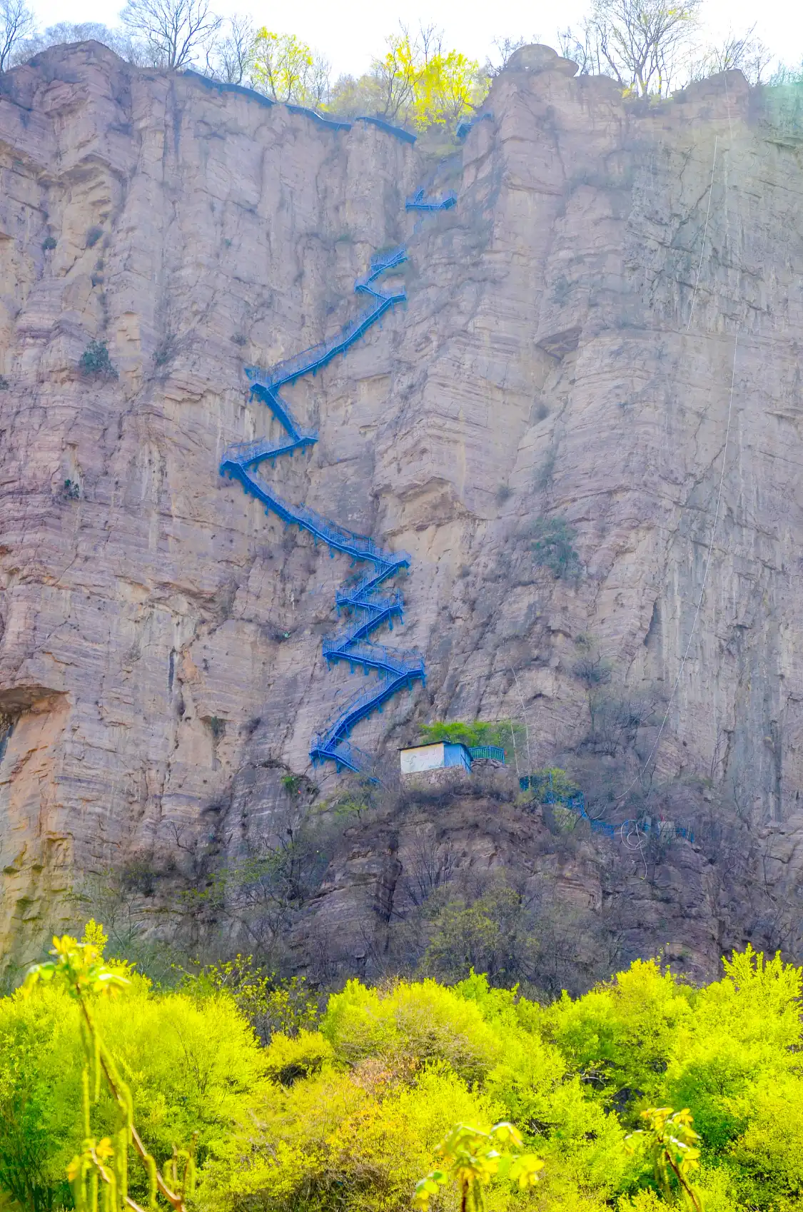 Hotels near High Ladder
