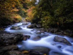 Guan'E Gou Scenic Area
