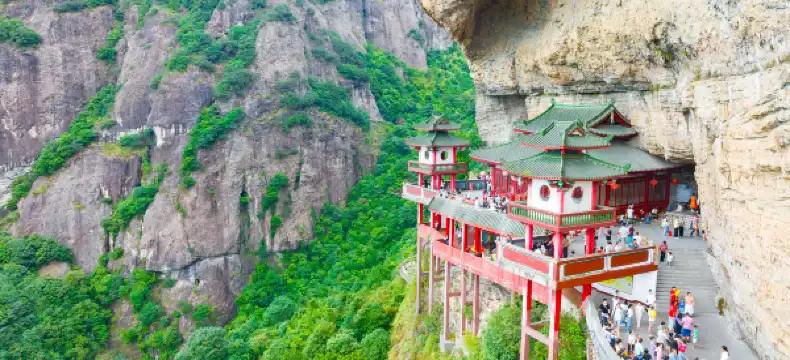 Hotels in Pinghe