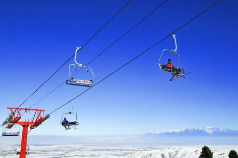 白雲國際滑雪場度假區