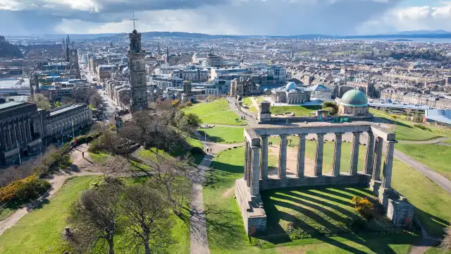 Hotels near Calton Hill