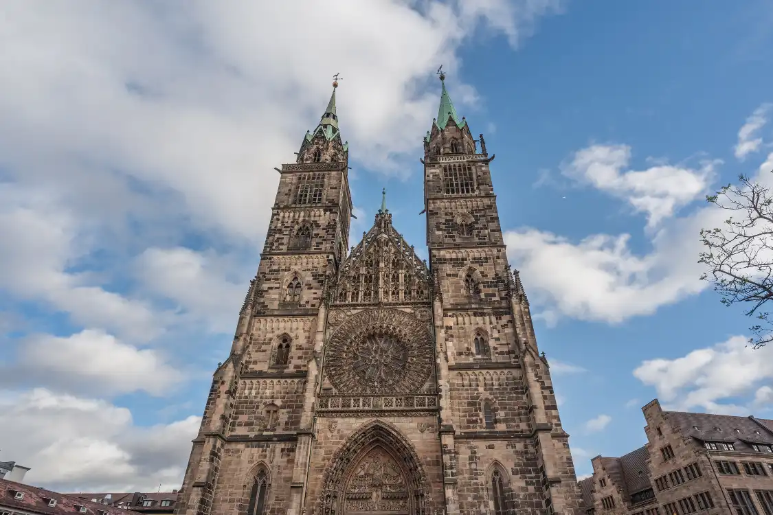 Hotels near St. Lorenz