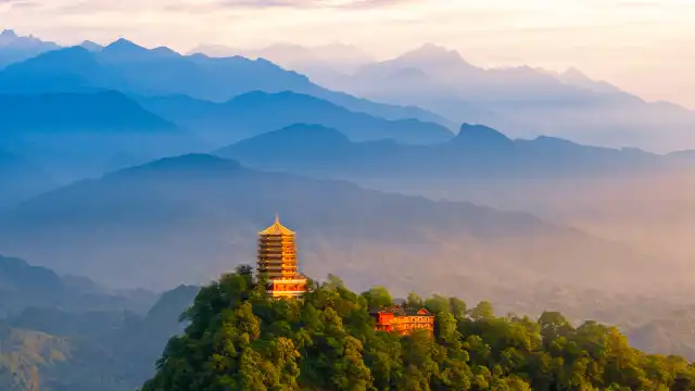 Hotels near Mount Qingcheng