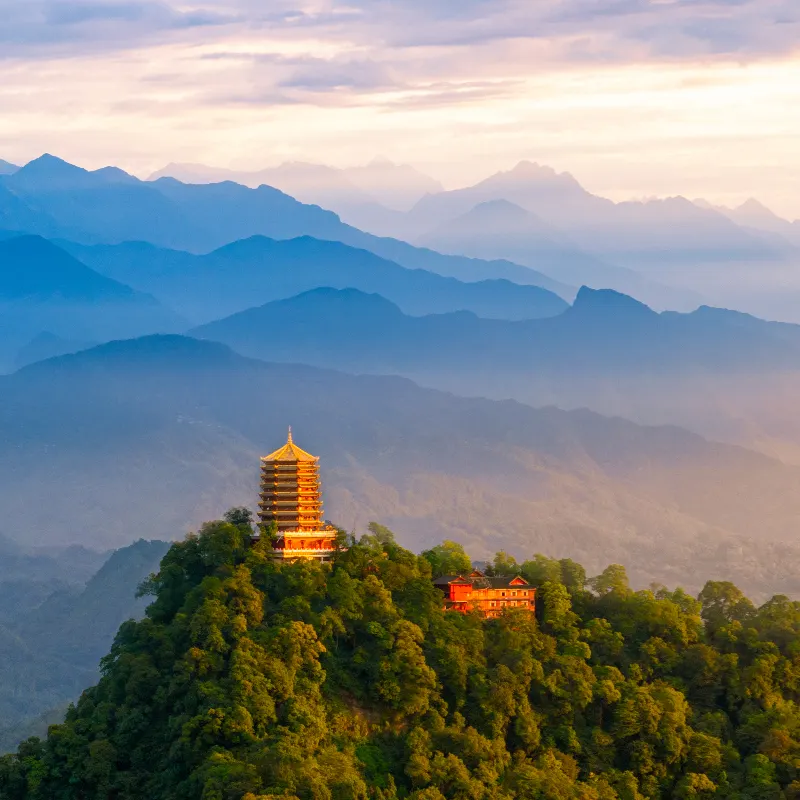 青城山
