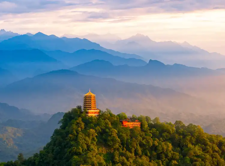 Hotels near Mount Qingcheng