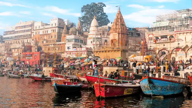 Hotels near Dashashwamedh Ghat