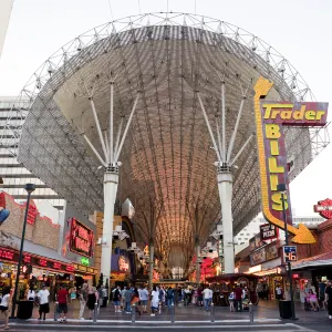 E Fremont St