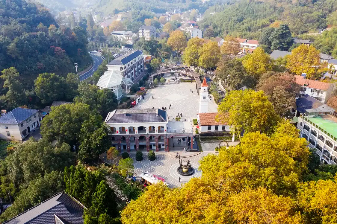 Hotels near Yu Village Cultural Market