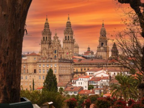 vuelos a Santiago de Compostela desde Girona