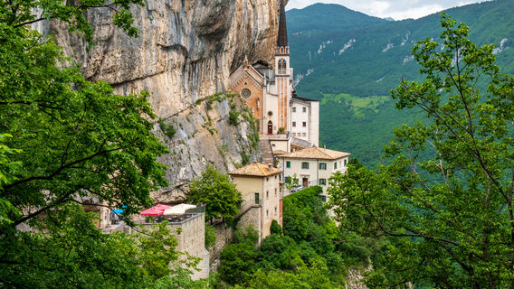 Santuario Madonna della Corona