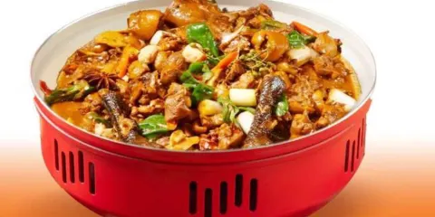 三人行醬汁雞·臨沂炒雞(總店)