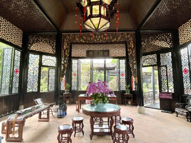 Yuyin Hill House
