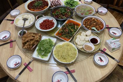 雞毛店巧味菜館