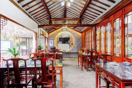 烟雨人家特色农家菜(周庄店)