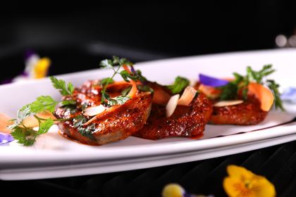 SURE唯尚花园西餐厅