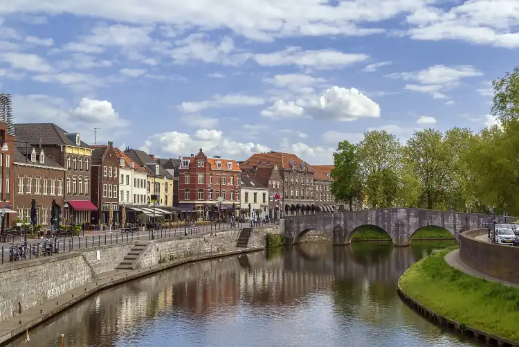 Hotels near Designer Outlet Roermond