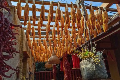 石林彝米水乡客栈