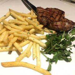 Khema Pasteur User Photo
