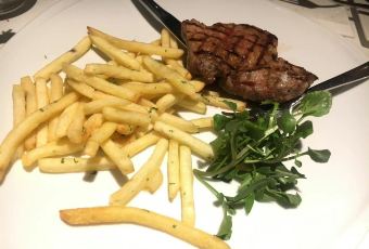 Khema Pasteur User Photo